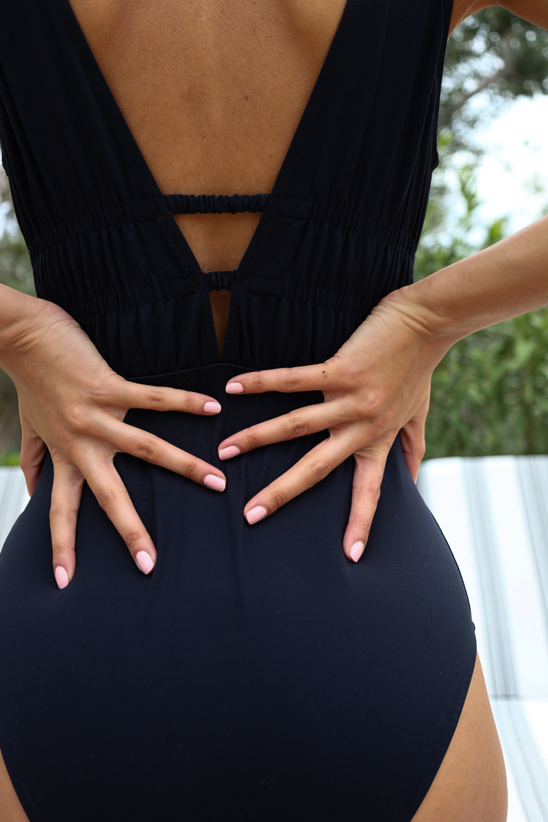 Le Captivant - Black