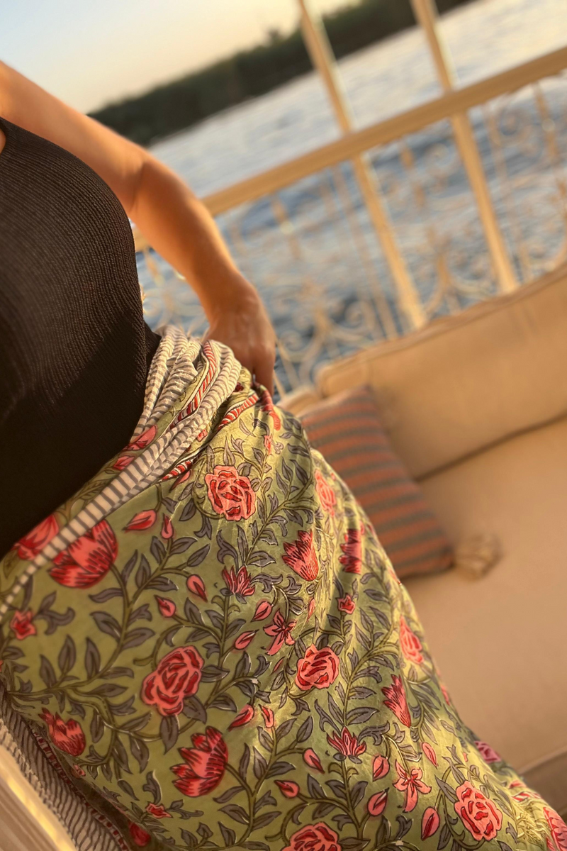 Le Paréo - Peonies print - Green