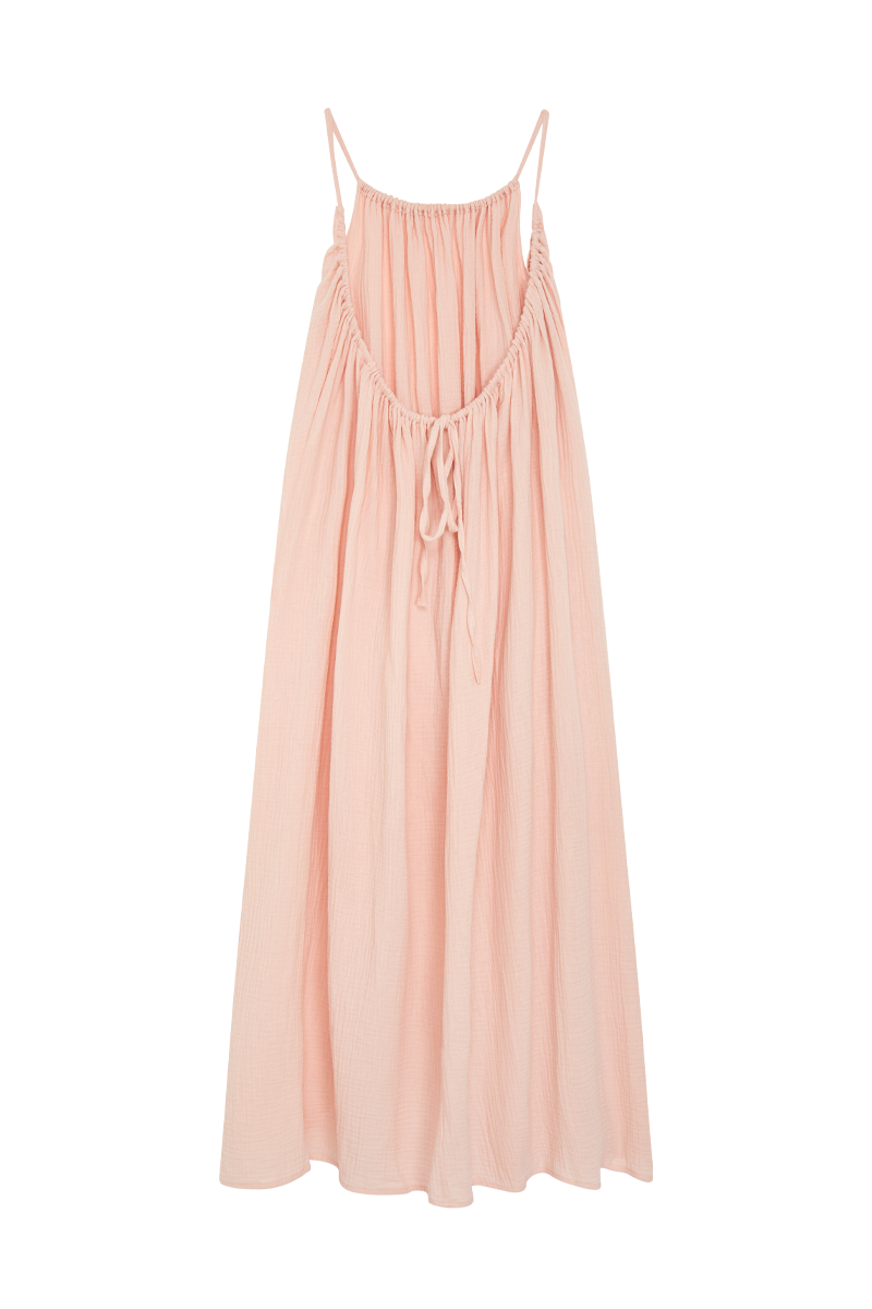 anja la robe dos nu rosée derrière