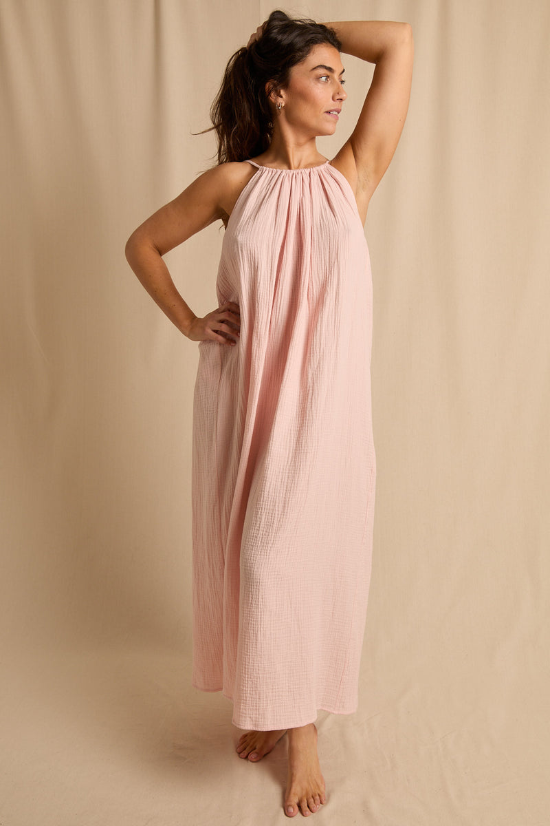 Robe dos nu gaze de coton chez Anja Paris couleur rosee Anja Paris