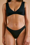 L'Exquis - Black - Wrap top